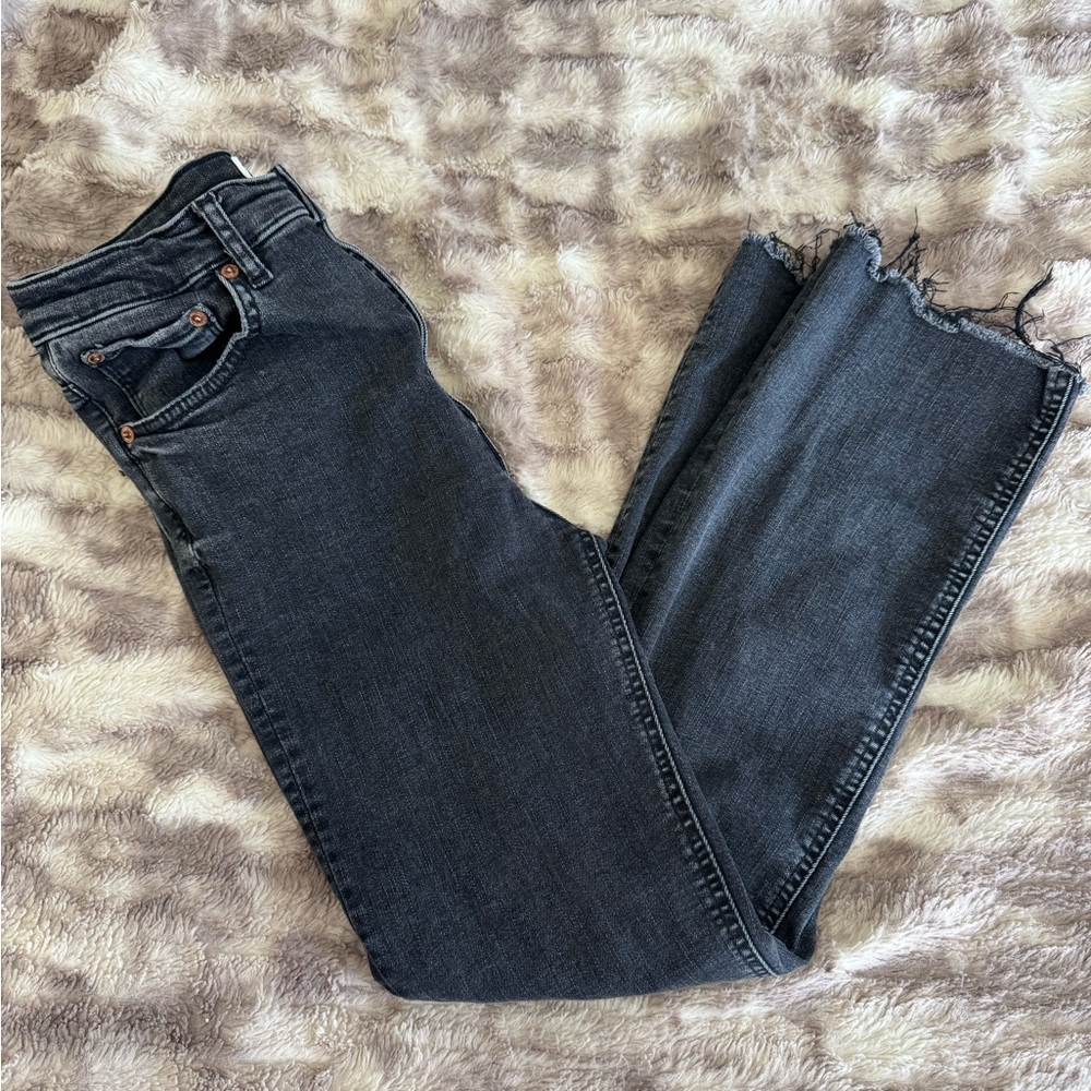 Zara High Waist Cropped Kick Flare Black Jeans Sz 8 Raw Hem 👖🖤 - Picture 6 of 8